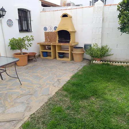 Chalet Junto Al Mar Con Jardin Privado Hébergement de vacances La Cala De Mijas